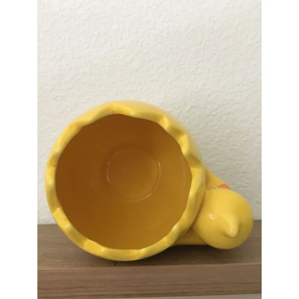 Teleflora vintage yellow